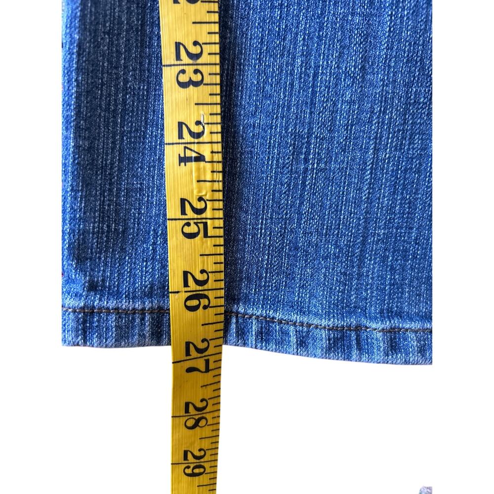 Chico’s Platinum Short Jeans - Picture 8 of 9